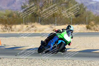 media/Jan-09-2022-SoCal Trackdays (Sun) [[2b1fec8404]]/Turn 6 (1035am)/